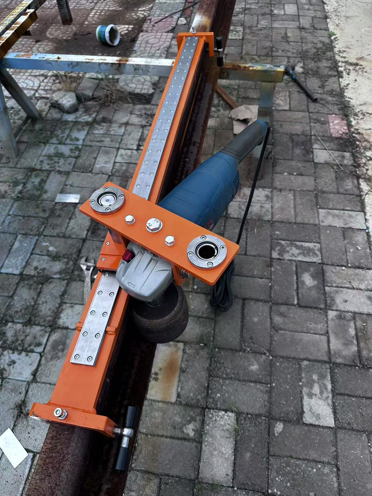 SJYC轨腰除锈 ...