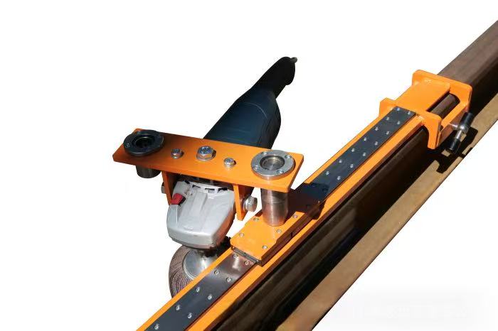 SJYC轨腰除锈 ...